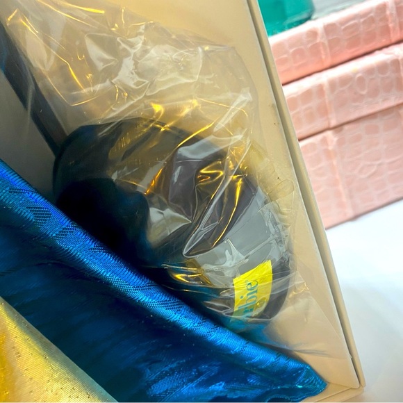 Benefit Ball Barbie collectable new never opened or out of box. - Picture 6 of 11